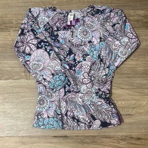 🟡Girls size 6 shirt